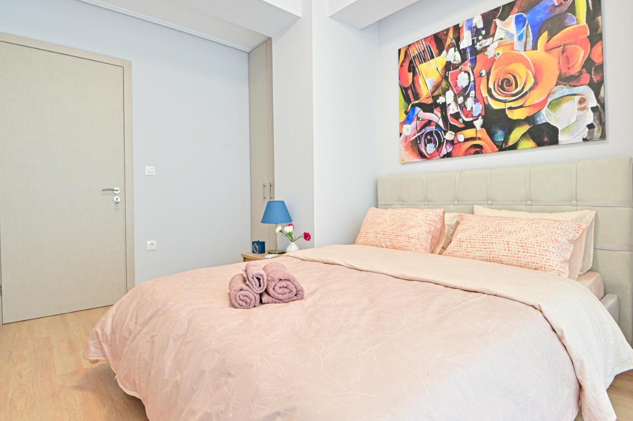 Beautiful New Apartment 5 Min From Piraeus Port Exteriör bild